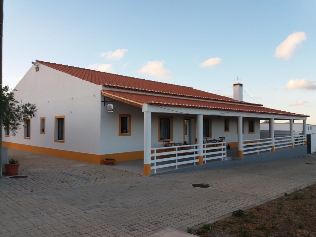 Corvos E Cadavais Villa Almodovar Exterior photo